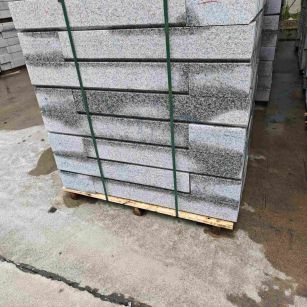 钦州芙蓉白路牙石，马路牙子