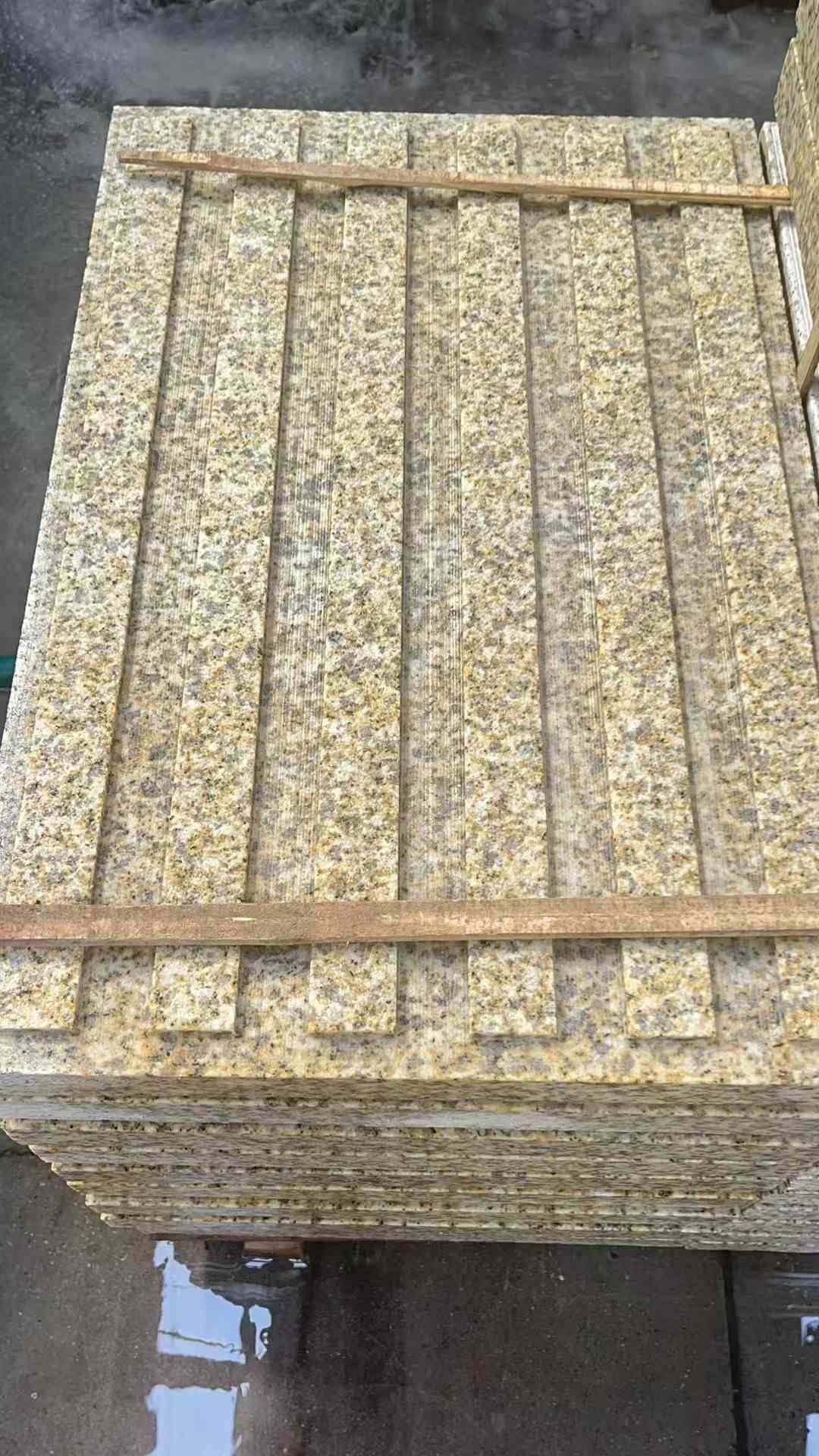 钦州黄金麻盲道 石材盲道