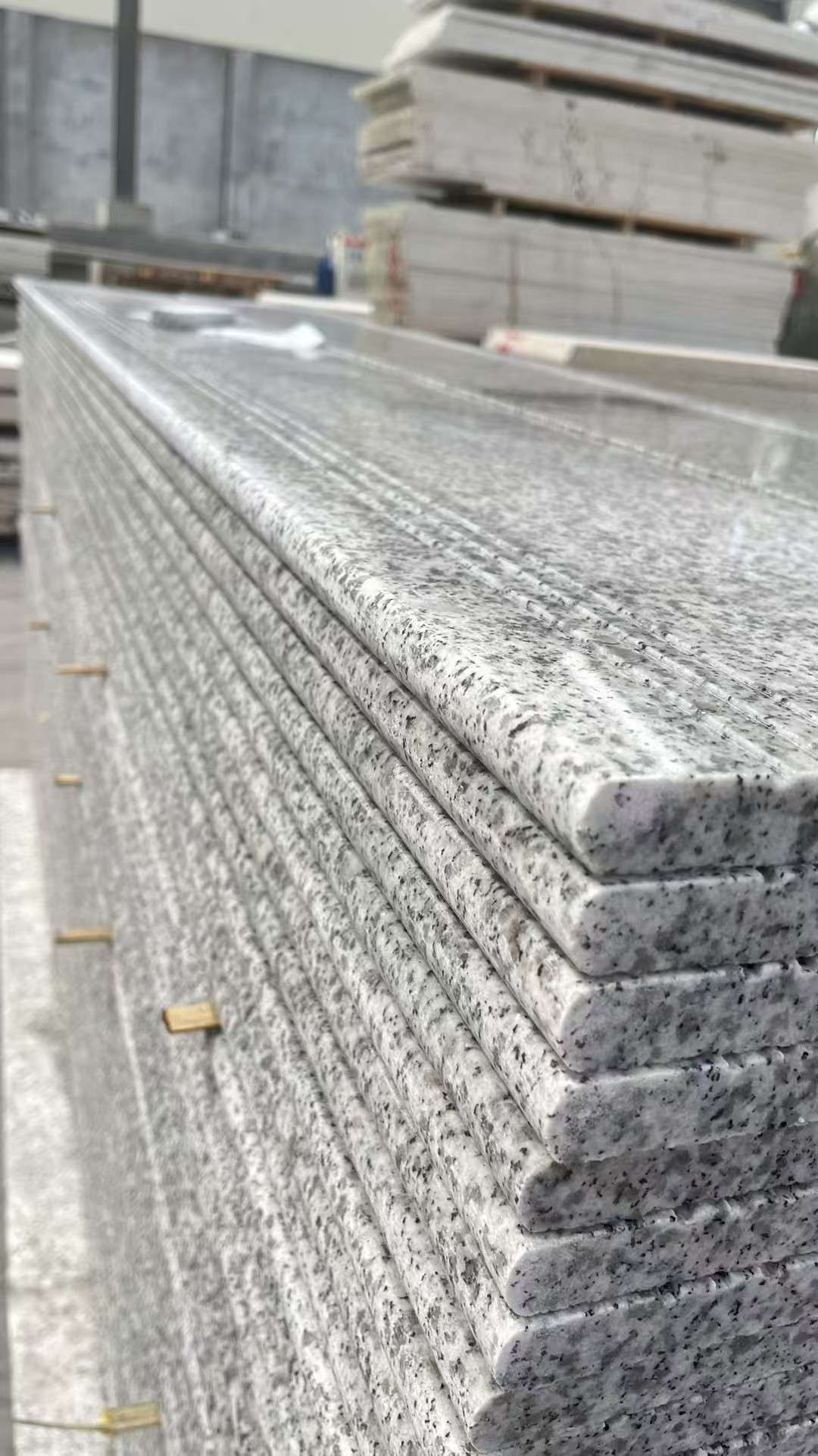 钦州芝麻白楼梯踏步 花岗岩楼梯板材