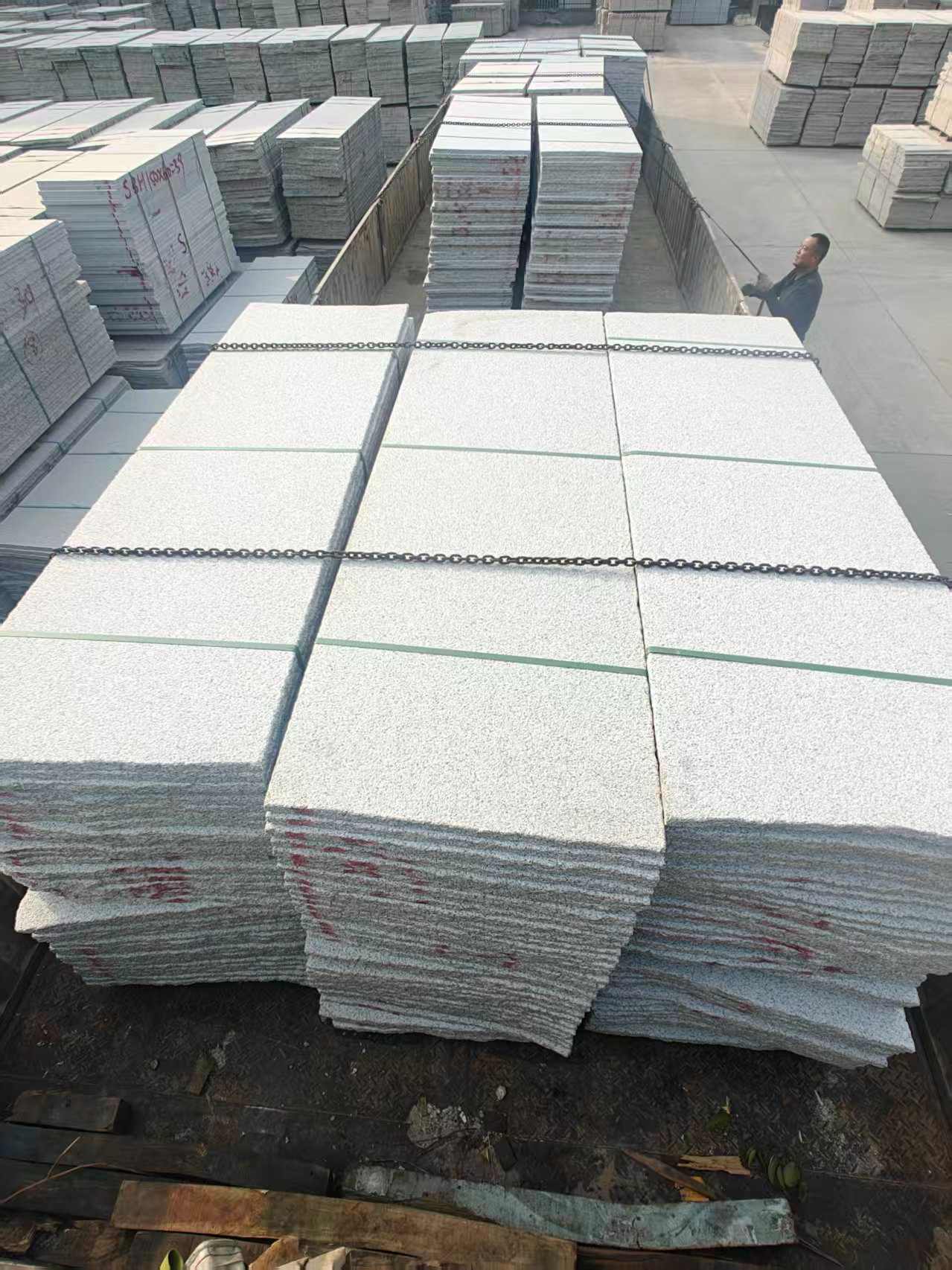 钦州芝麻白毛板，石材毛板